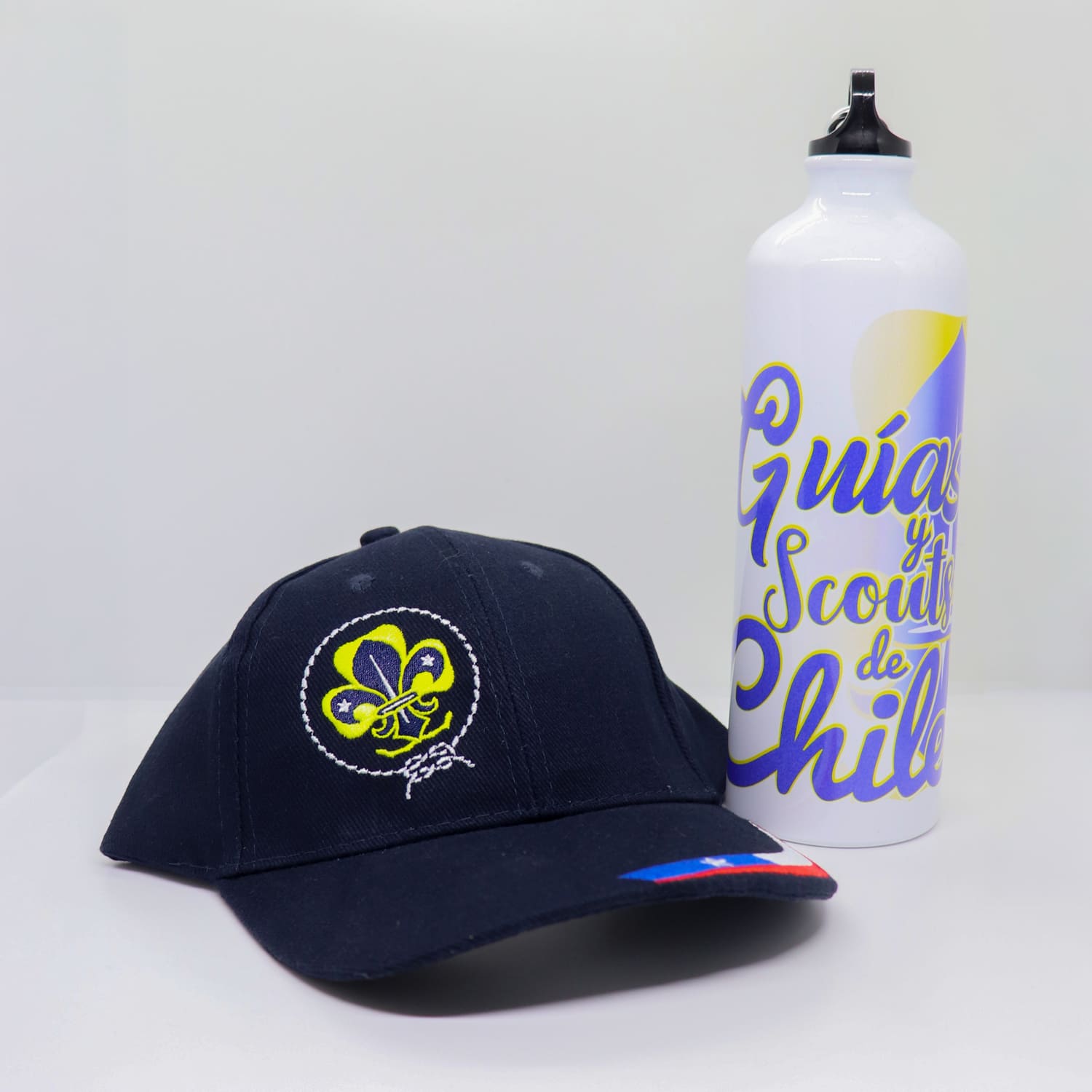 PACK GORRO Y BOTELLA INSTITUCIONAL